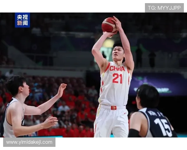 中国男篮全力备战世界杯 聚焦年轻球员成长与战术提升 中国男篮全力备战世界杯 聚焦年轻球员成长与战术提升