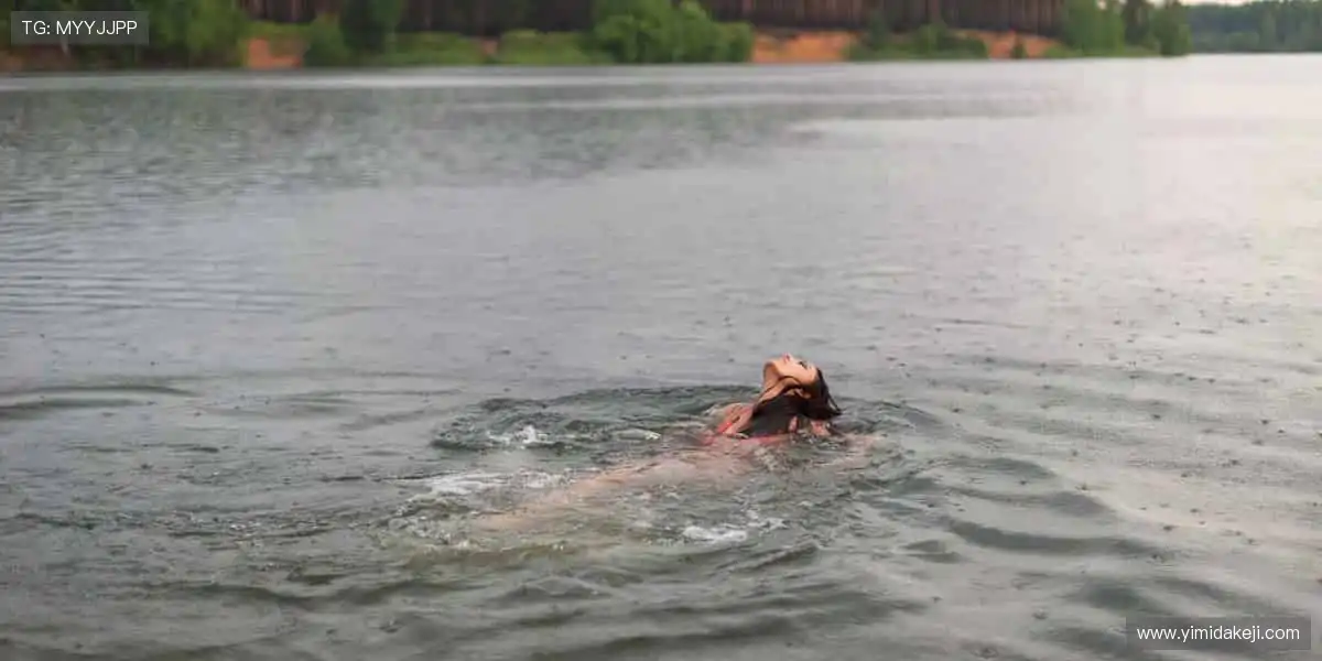 周边好物,点燃热爱!🎯👕